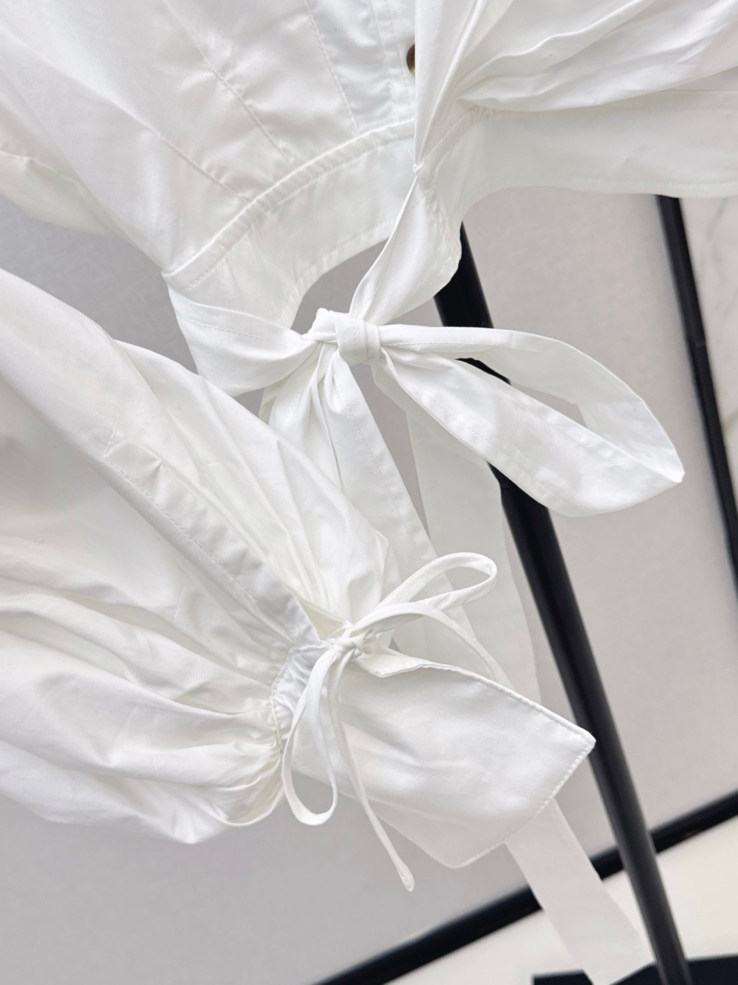 Zimm 25fw straps shirt