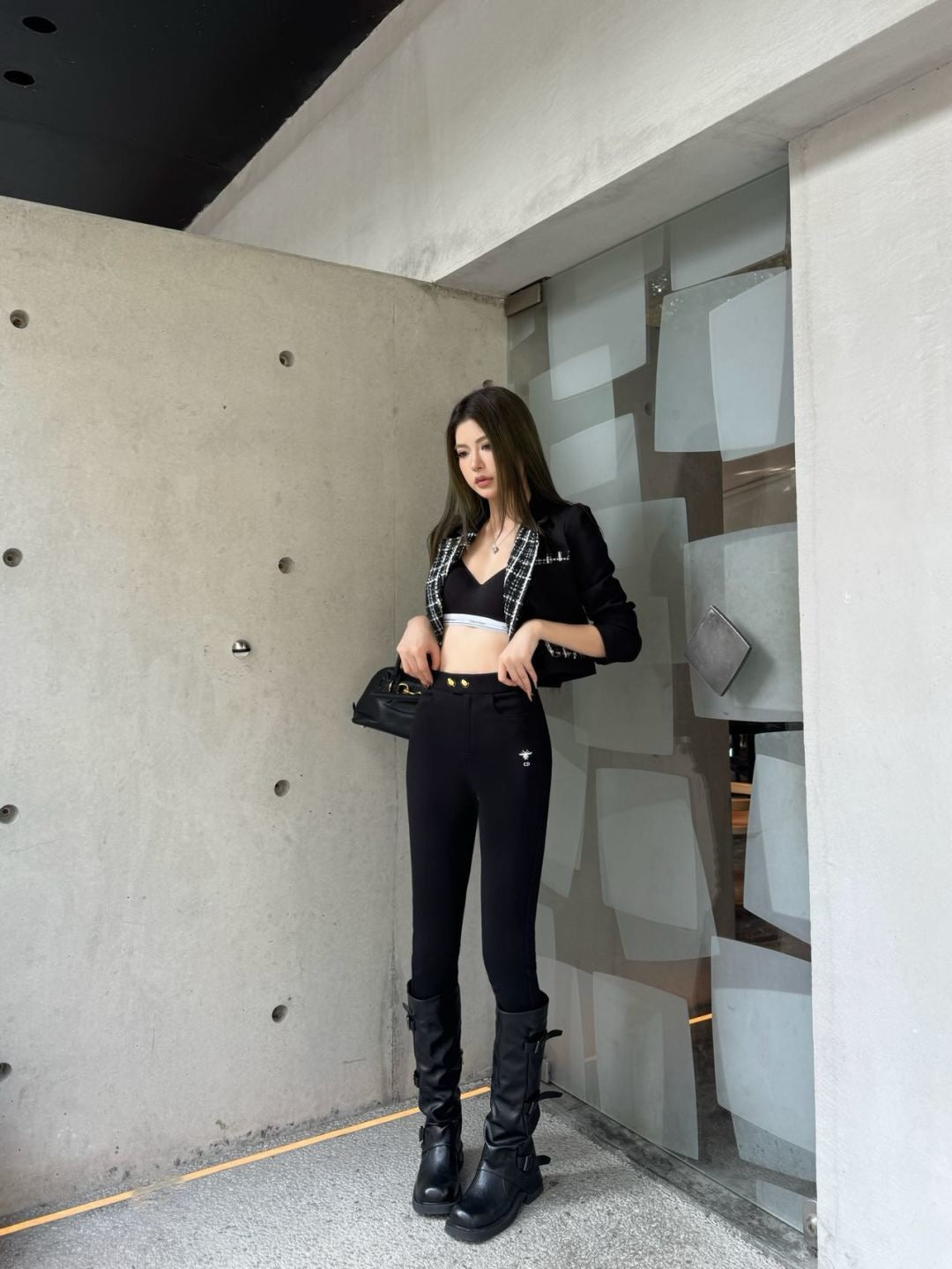 CD 25fw embroidery legging