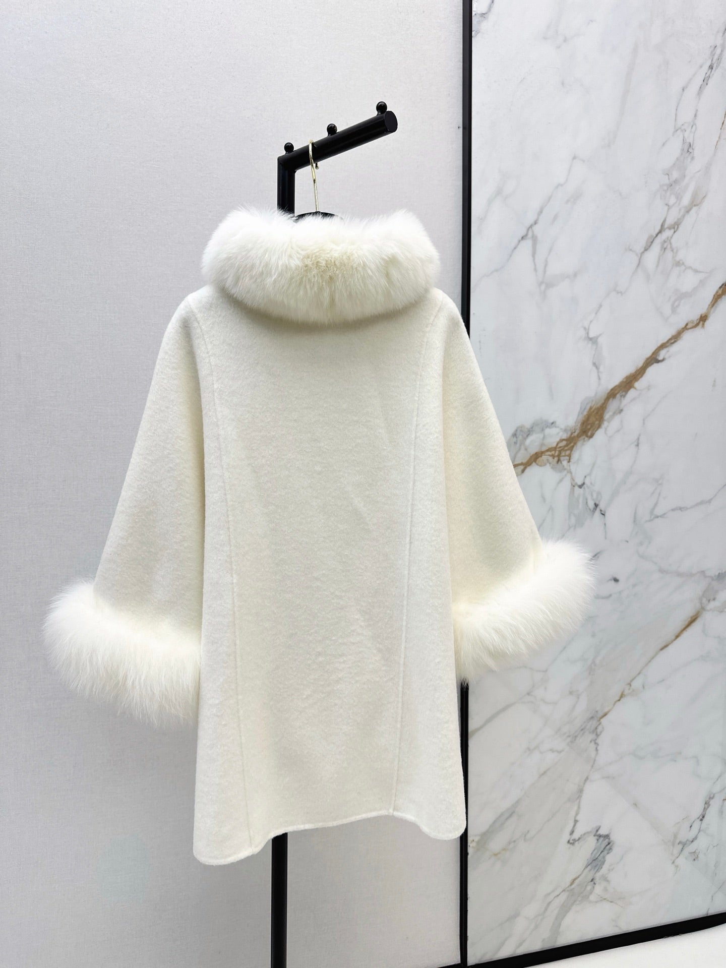 Chan 25fw cape coats