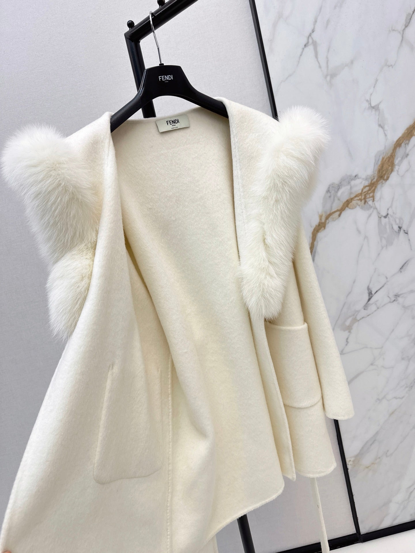 Fend 25fw woolen pea coats