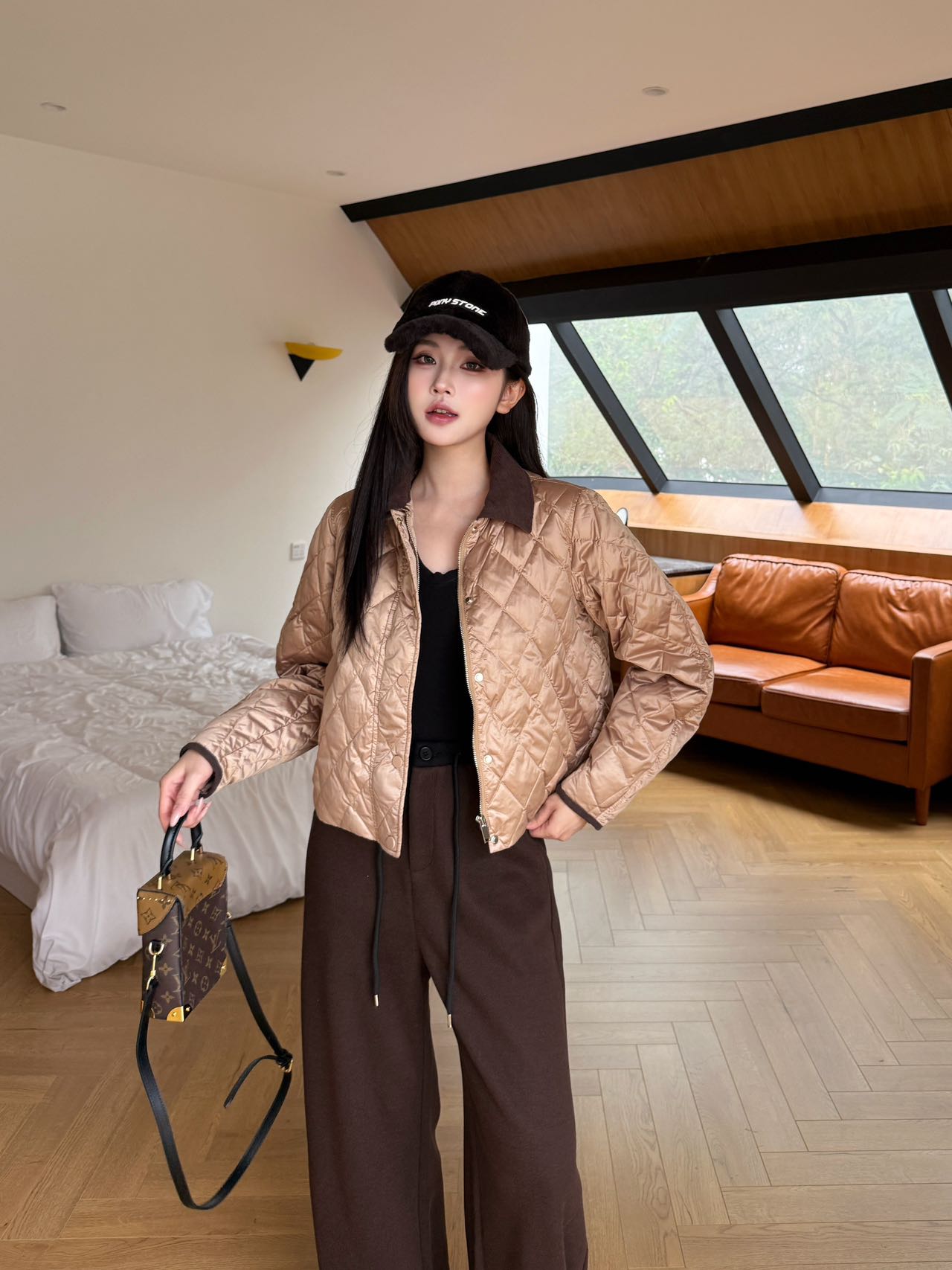 Brun 25fw down jacket