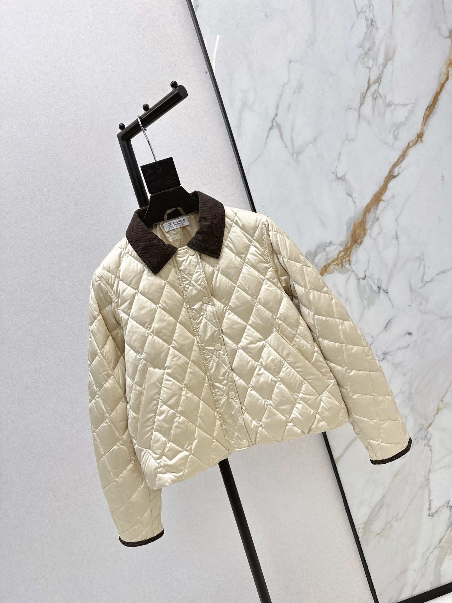 Brun 25fw down jacket