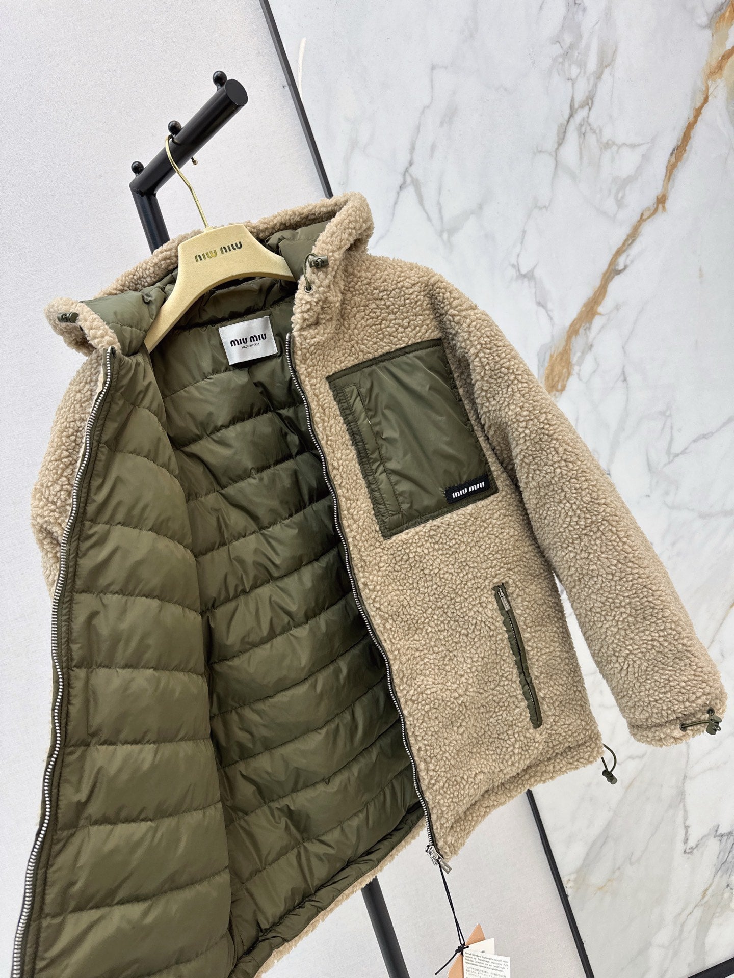 Miu 25fw lamp fleece jacket