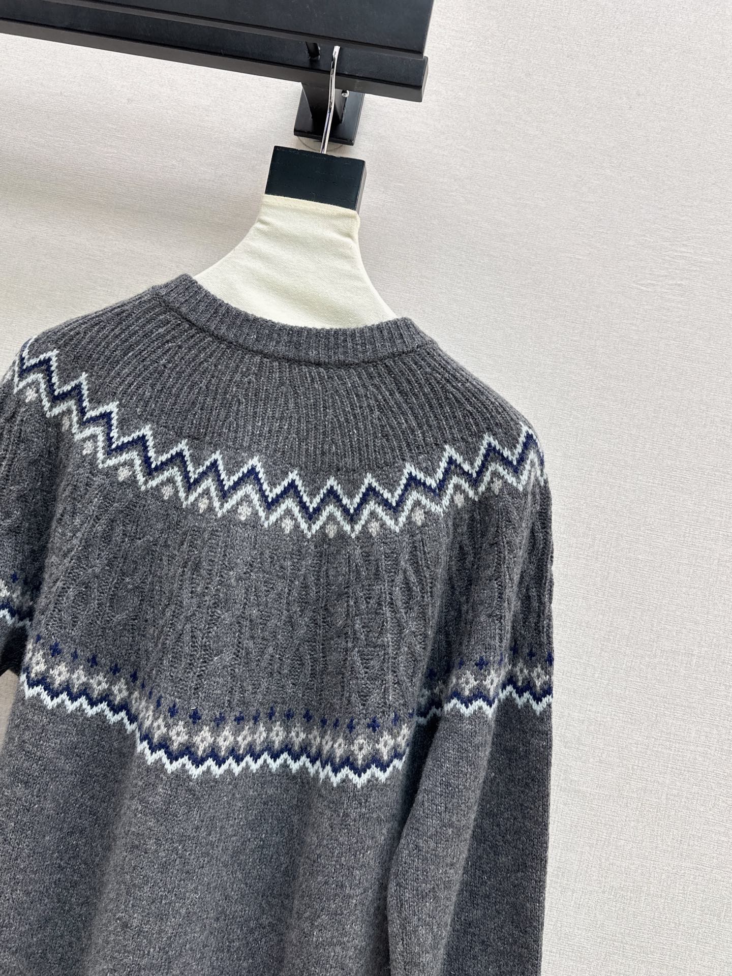 Loro 25fw fair isle cardigan