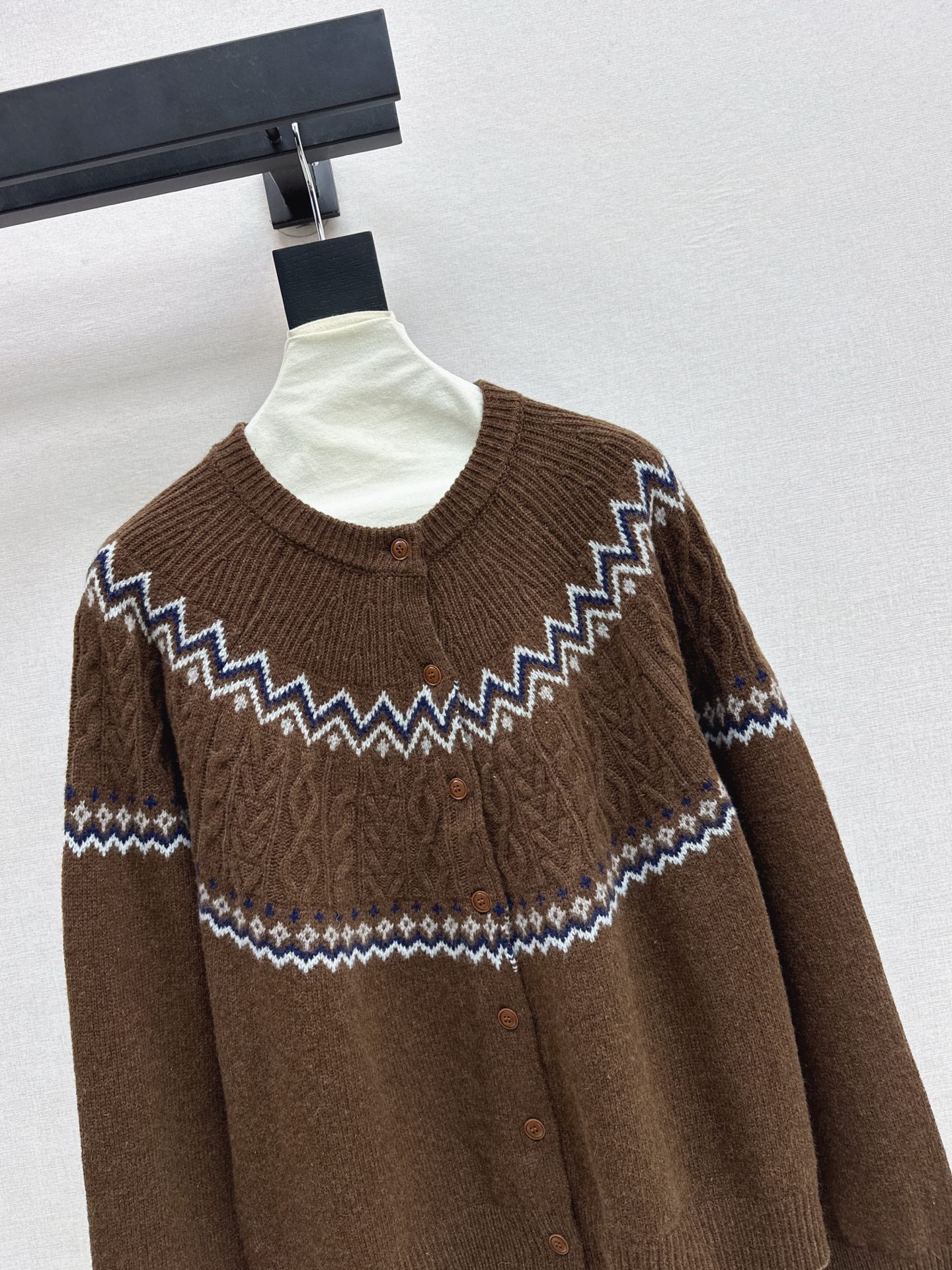 Loro 25fw fair isle cardigan
