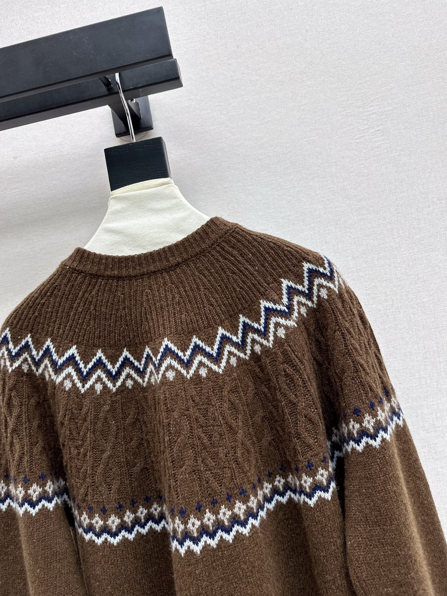 Loro 25fw fair isle cardigan