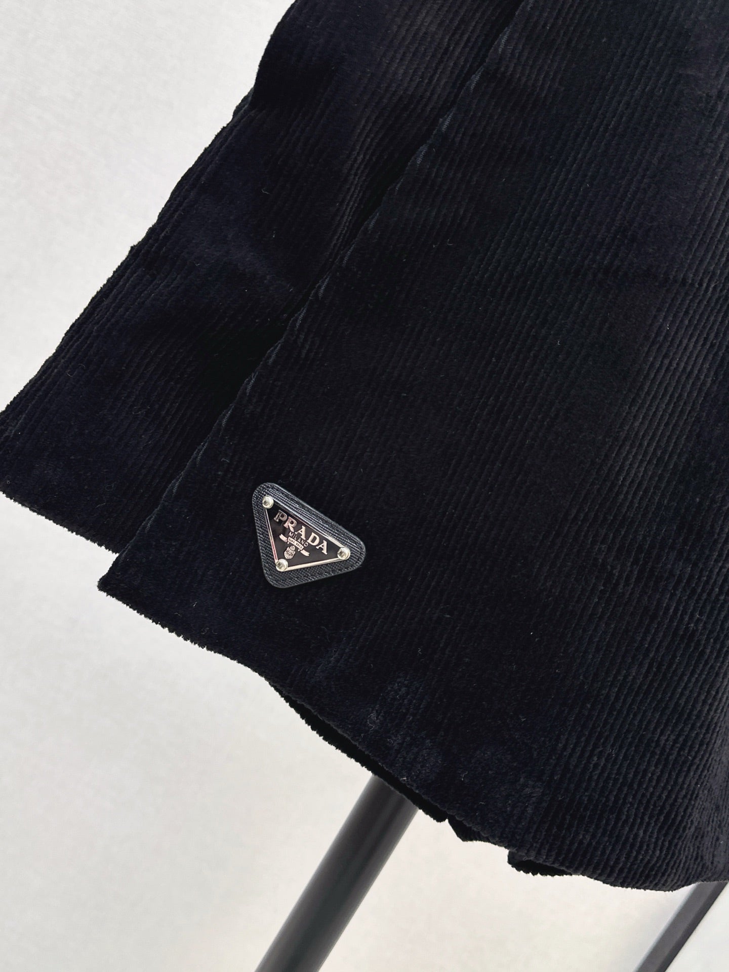 Prad 25fw corduroy divided skirt