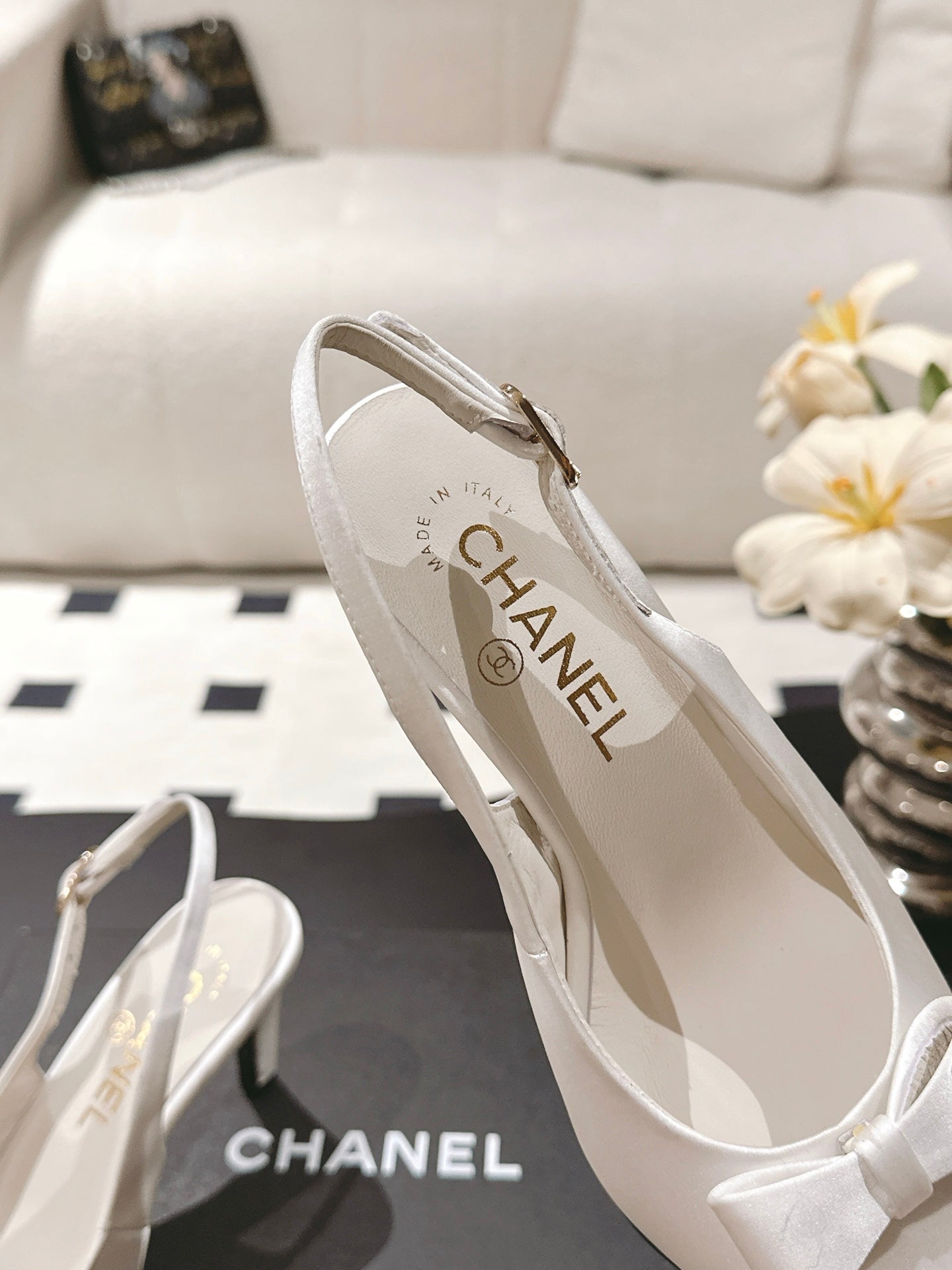 Chan 25fw slingback heels