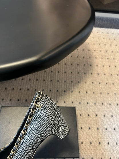 Chan 25fw chunky heels