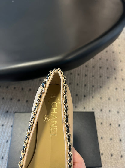 Chan 25fw chunky heels