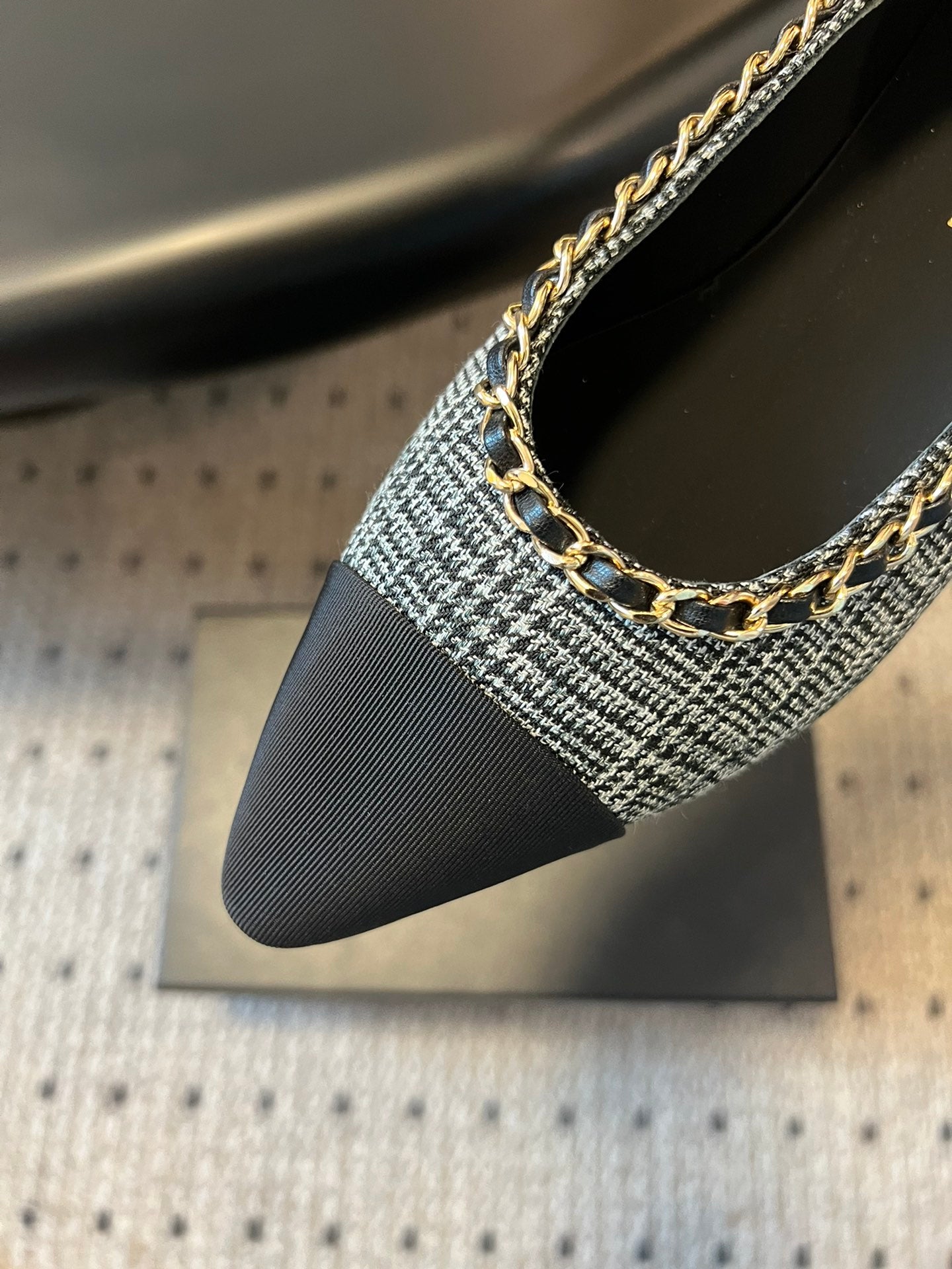 Chan 25fw ballet flats