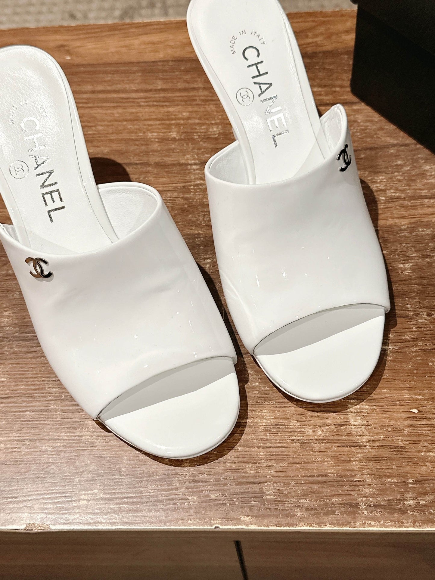 Chan 25fw heel sandals