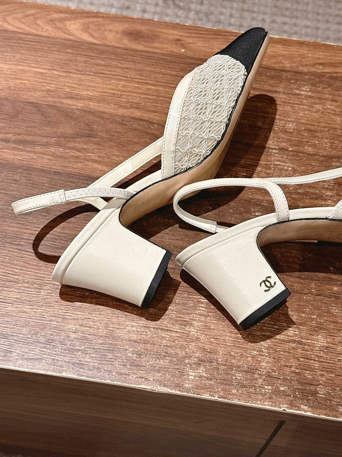 Chan 25fw lace slingback chunky heels