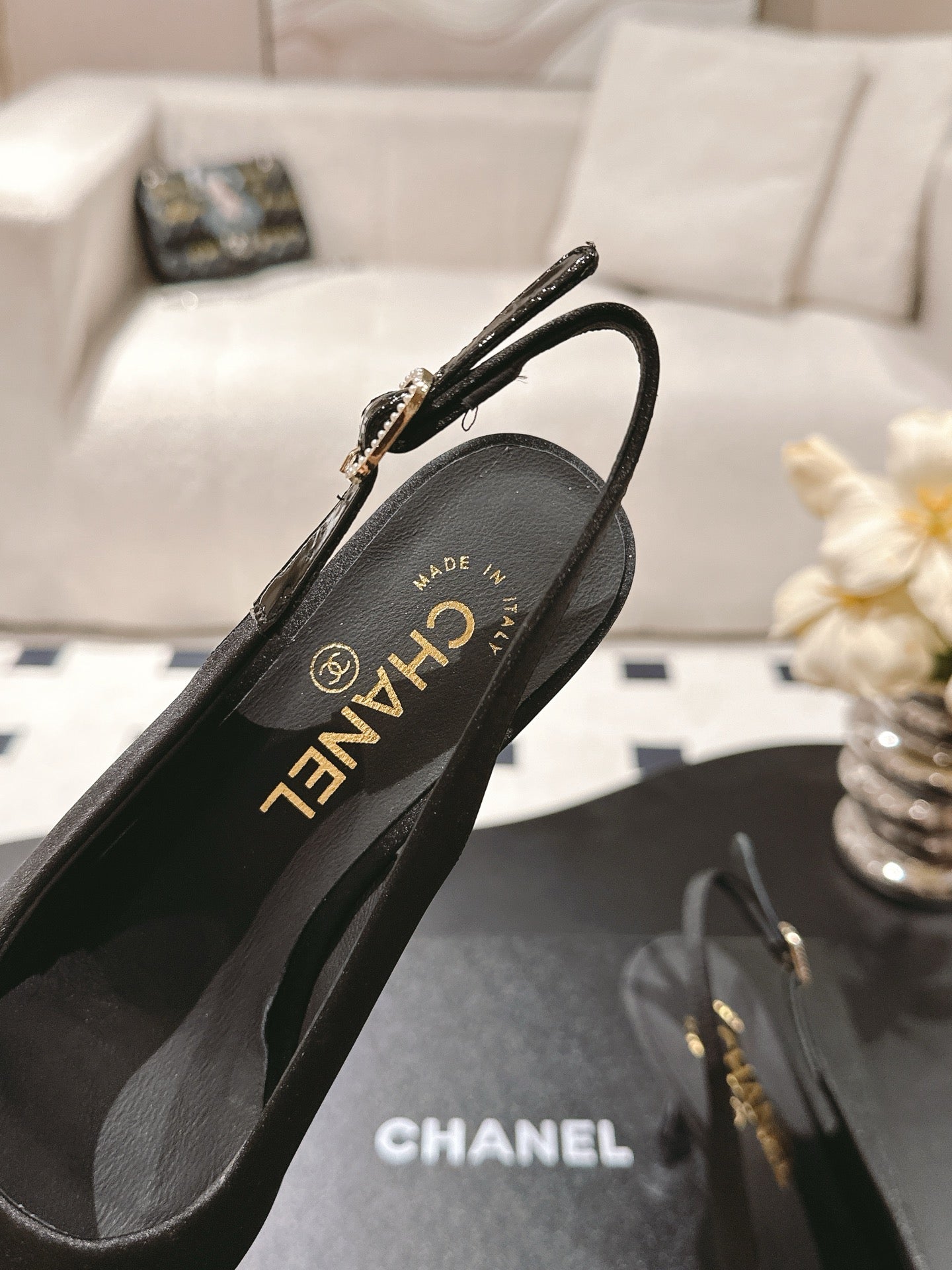 Chan 25fw slingback heels