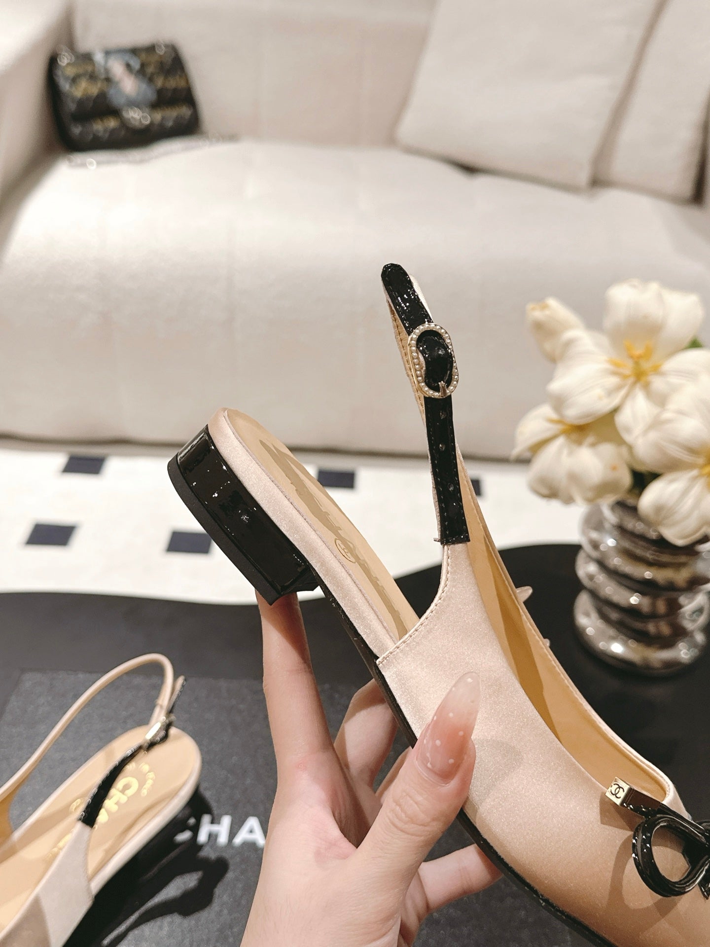 Chan 25fw slingback flats