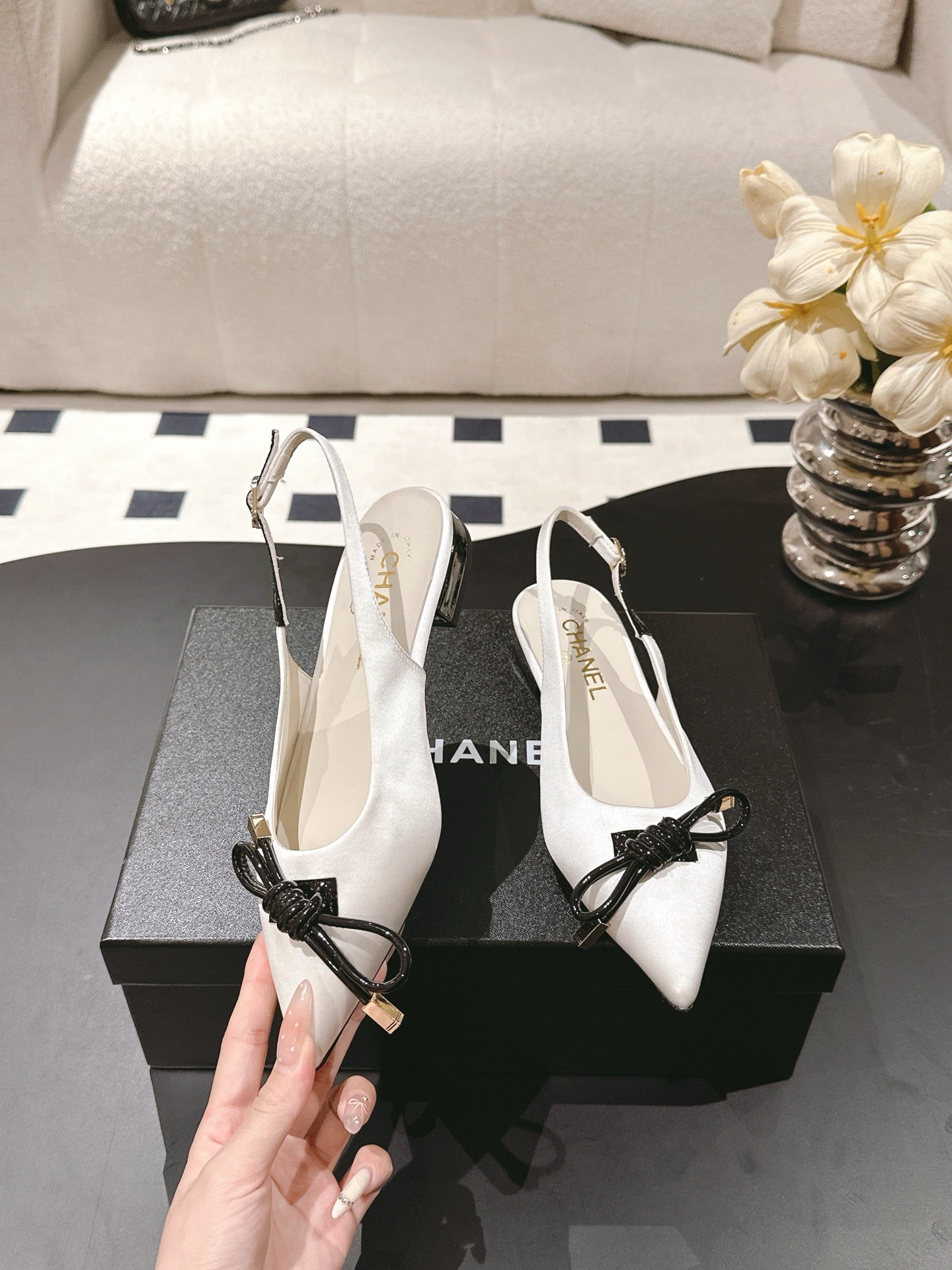 Chan 25fw slingback flats