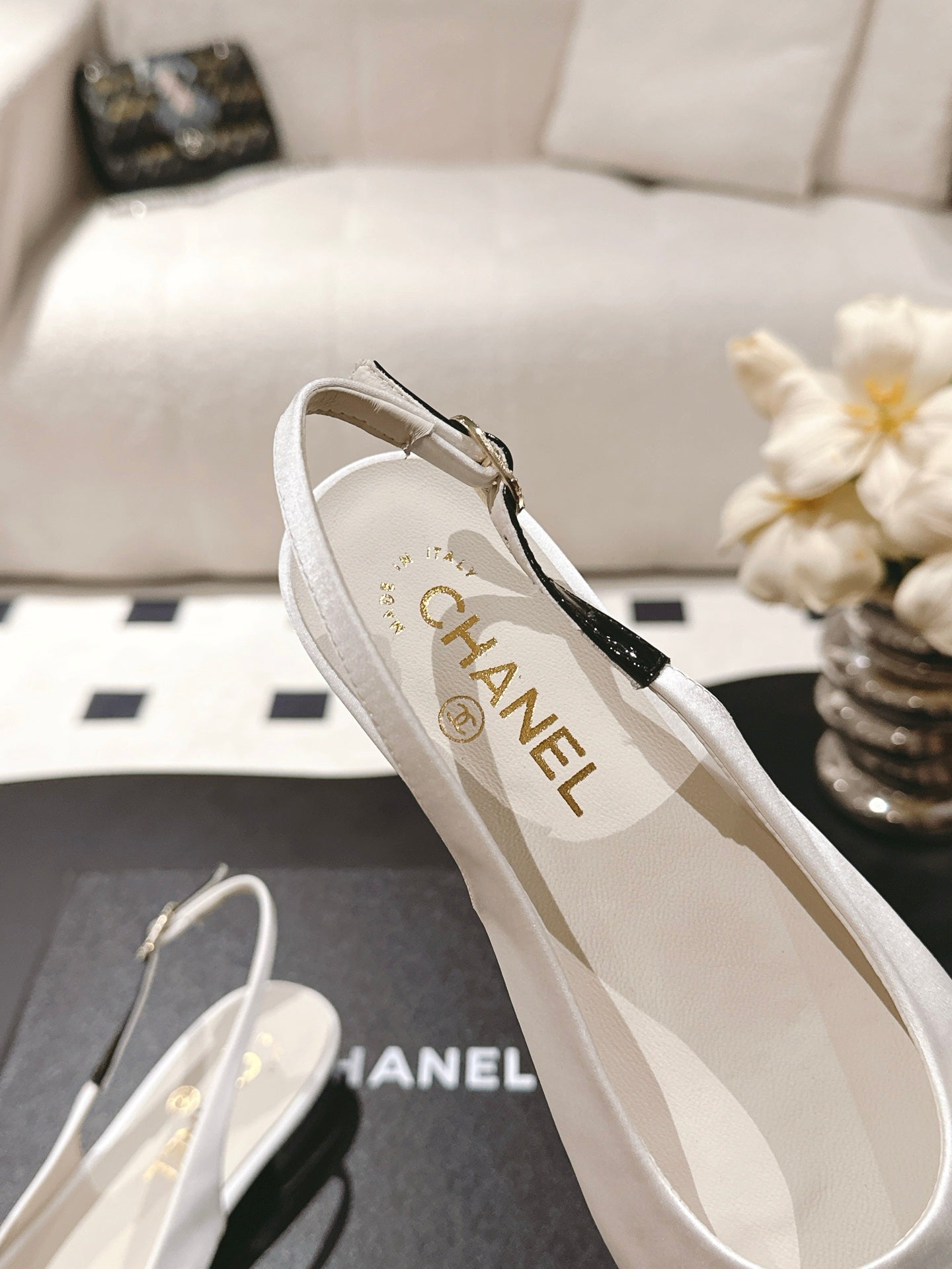 Chan 25fw slingback flats