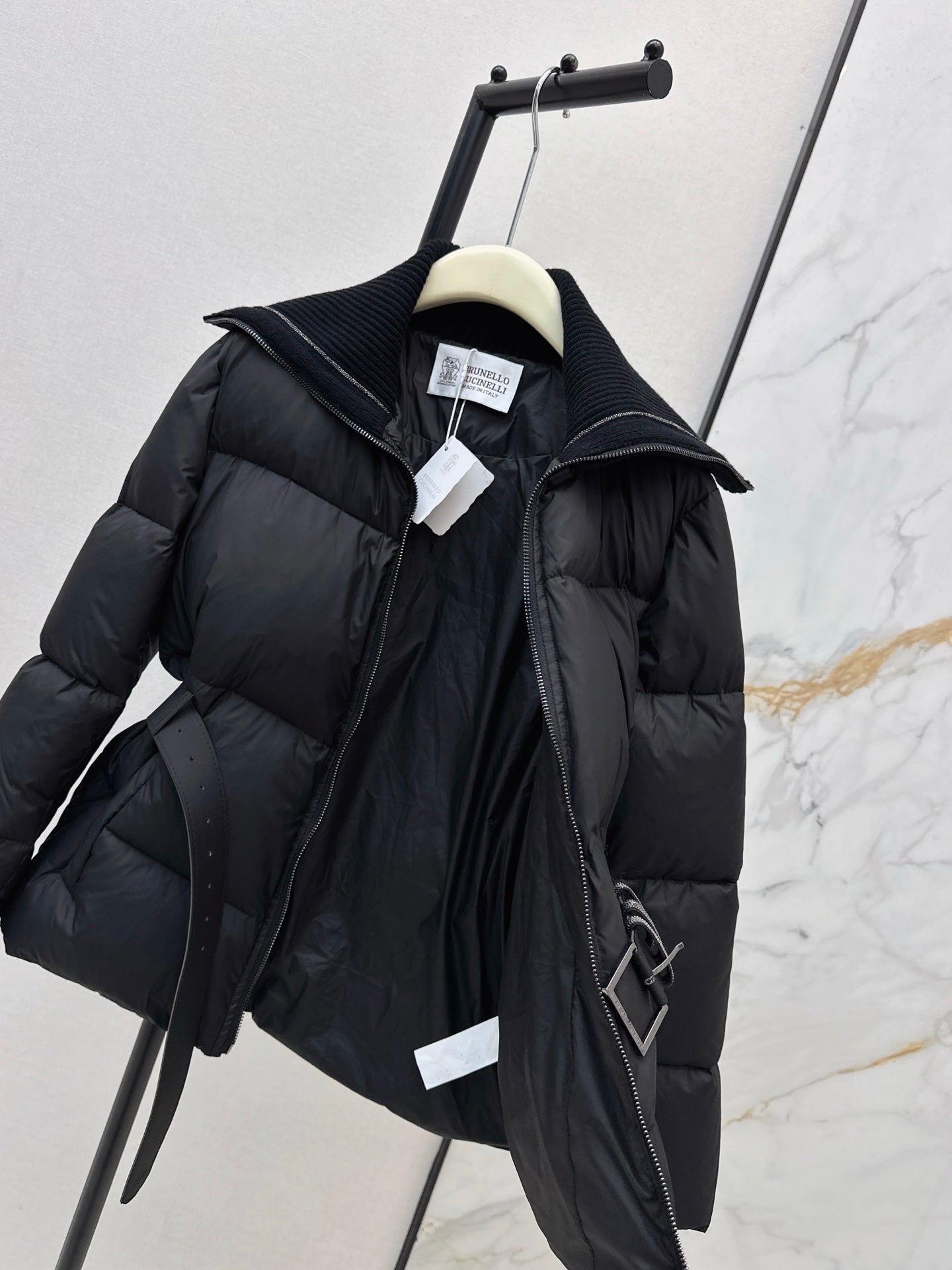 Brun 25fw down jacket