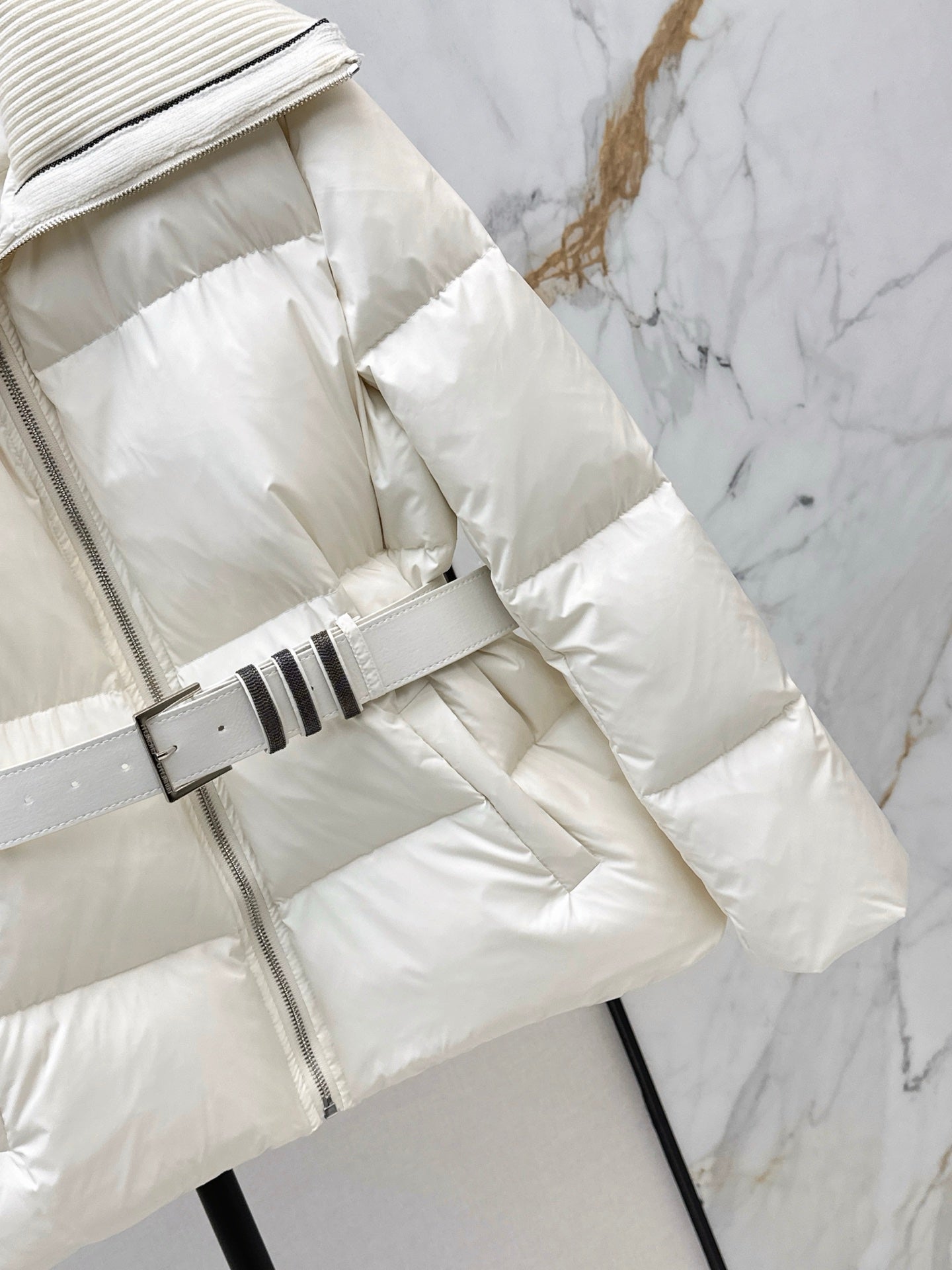 Brun 25fw down jacket