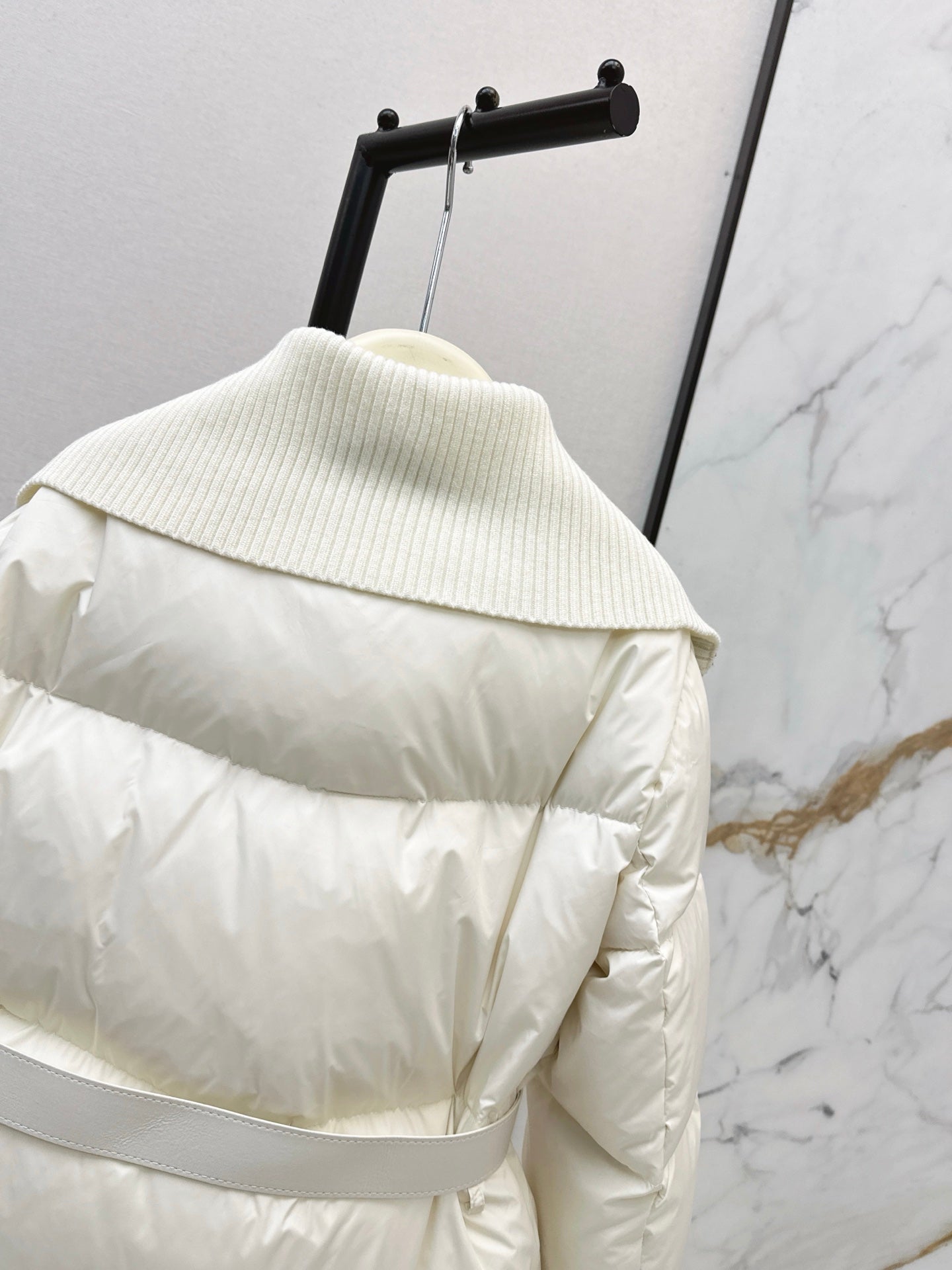 Brun 25fw down jacket