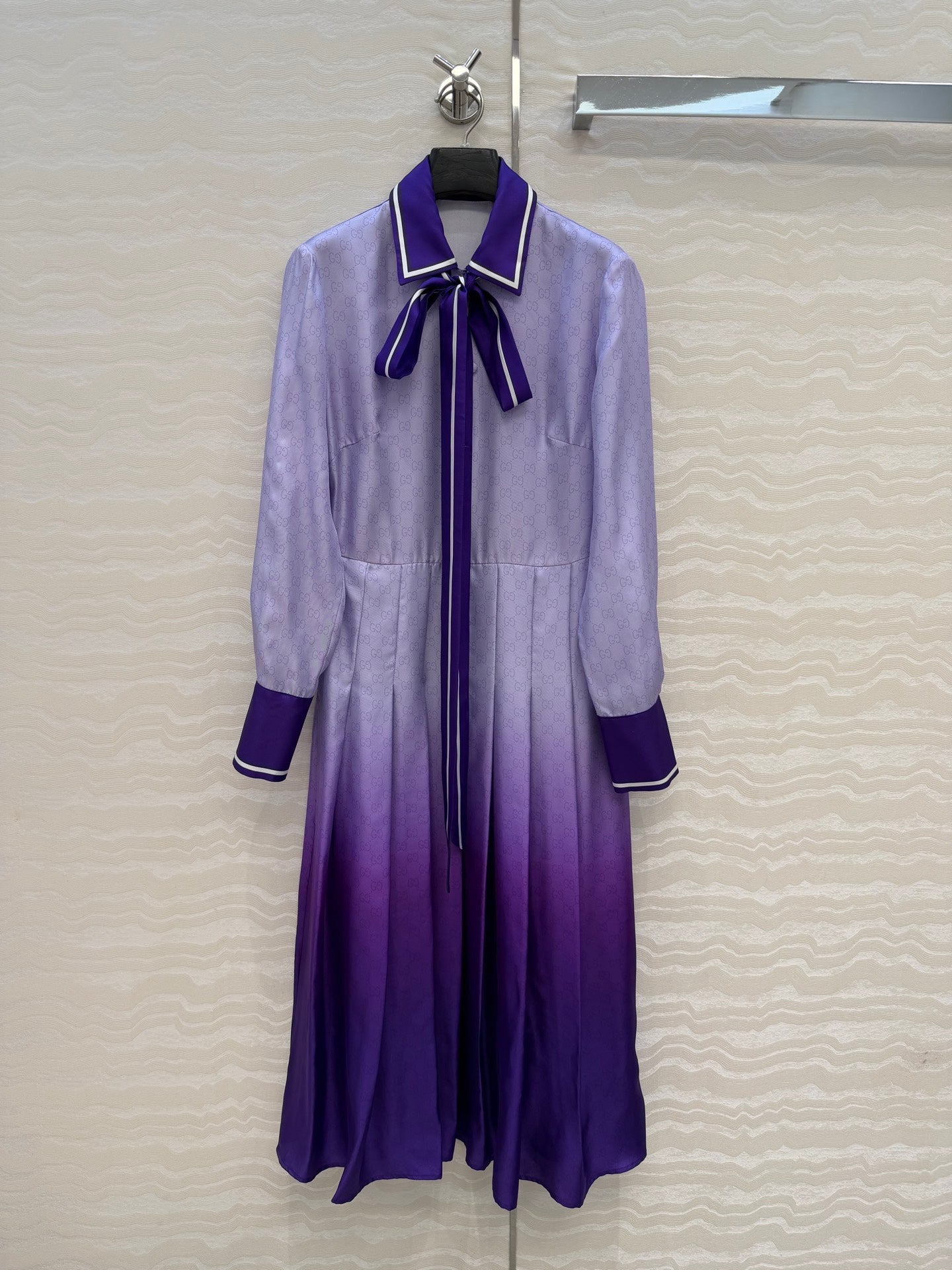 Gucc 25fw silk dress