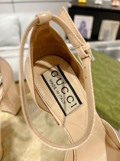 Gucc 25fw chunky heels with crystal diamond bling pumps