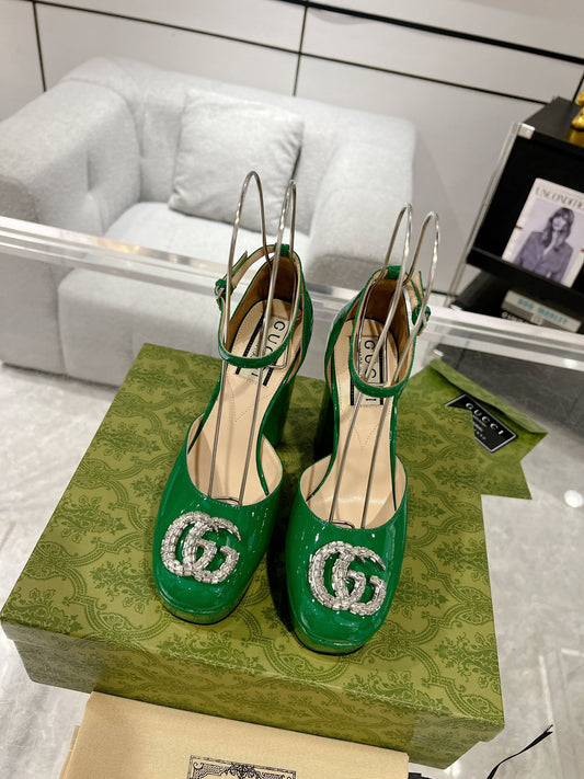 Gucc 25fw chunky heels with crystal diamond bling pumps