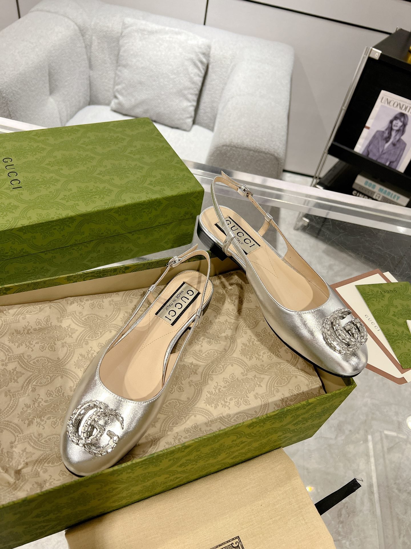 Gucc 25fw slingback flats with crystal diamond bling sandals