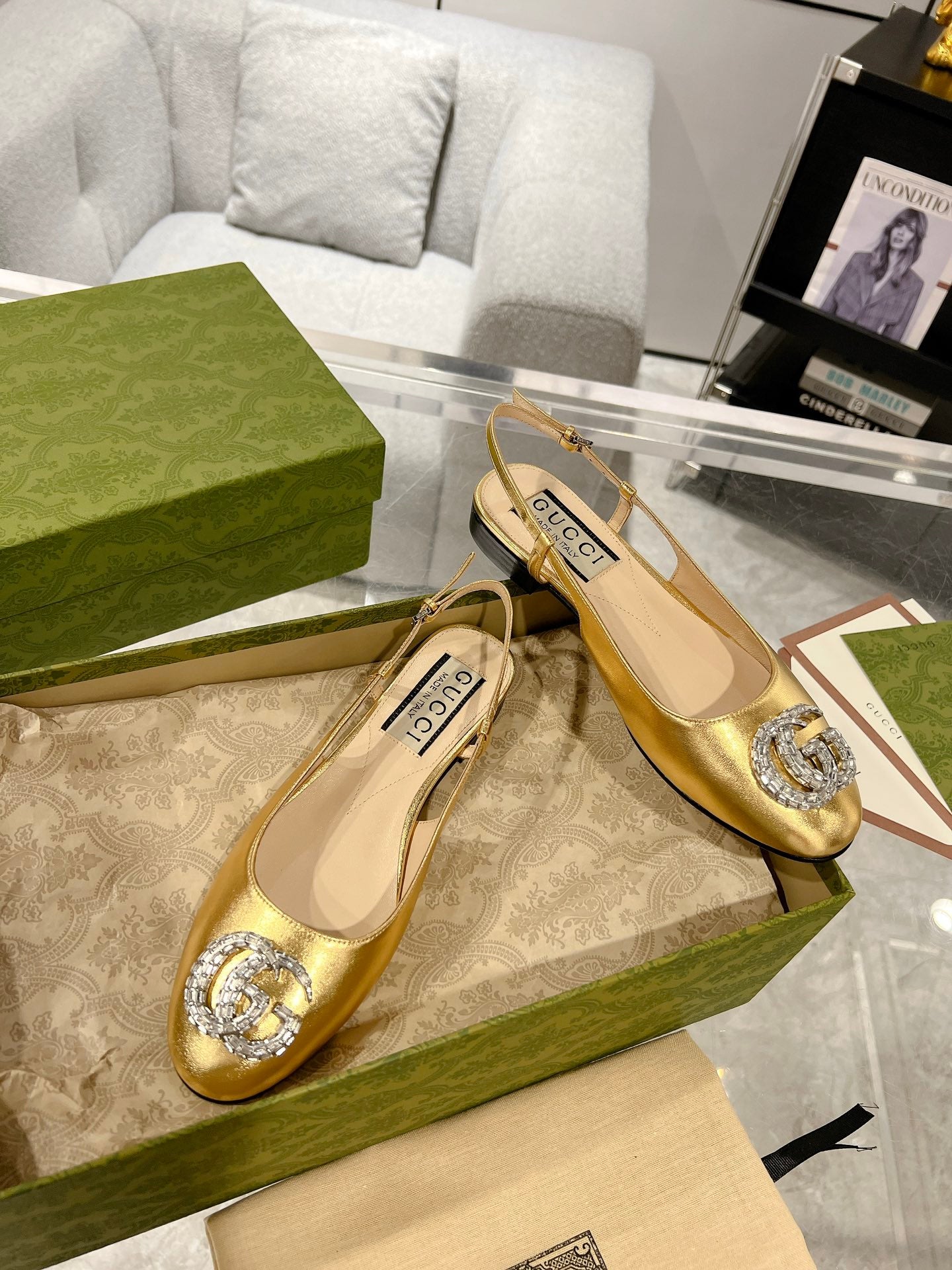 Gucc 25fw slingback flats with crystal diamond bling sandals