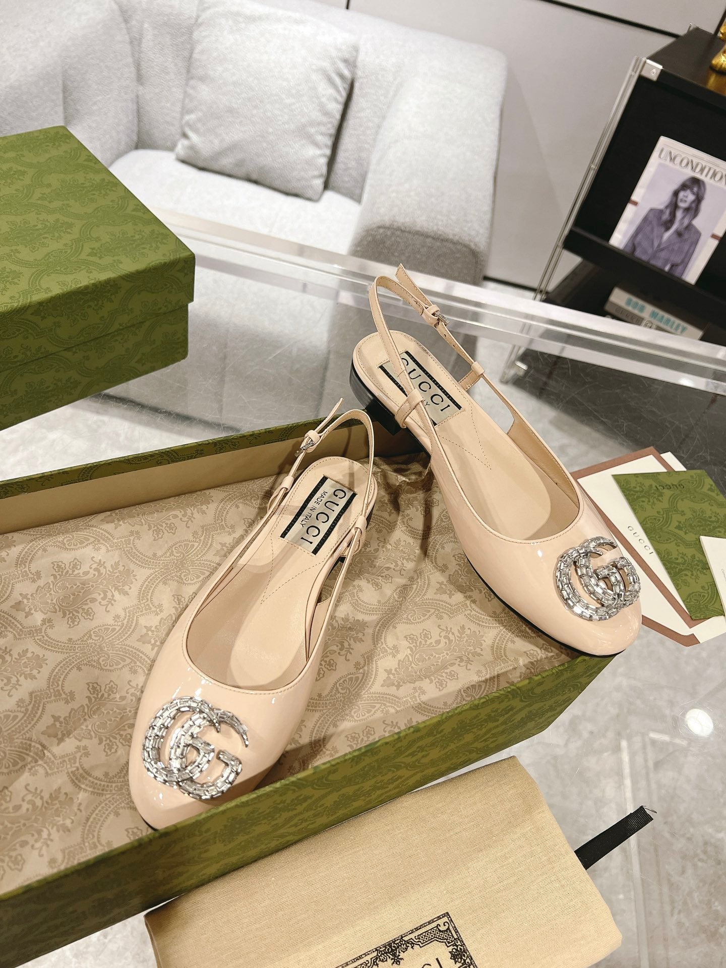 Gucc 25fw slingback flats with crystal diamond bling sandals