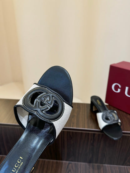 Gucc 25fw slide sandals