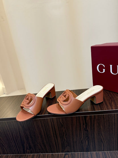 Gucc 25fw slide sandals