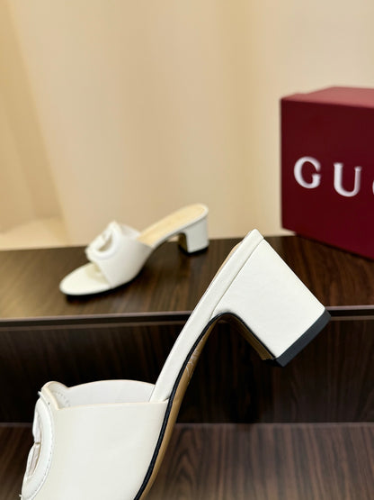 Gucc 25fw slide sandals