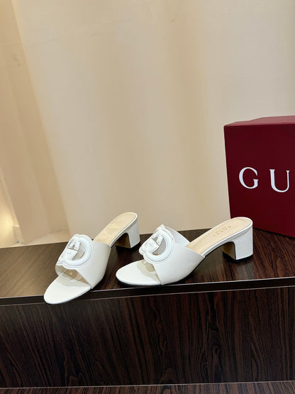 Gucc 25fw slide sandals