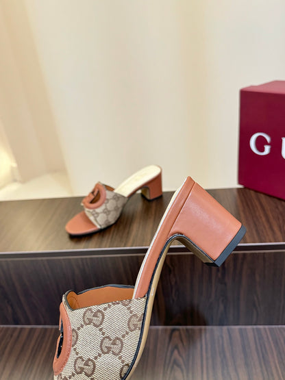 Gucc 25fw slide sandals