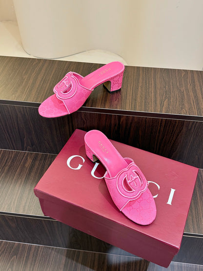 Gucc 25fw slide sandals