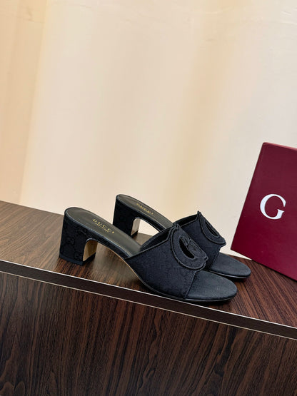 Gucc 25fw slide sandals