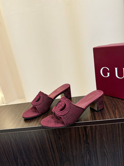 Gucc 25fw slide sandals