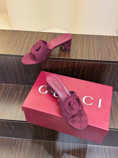 Gucc 25fw slide sandals