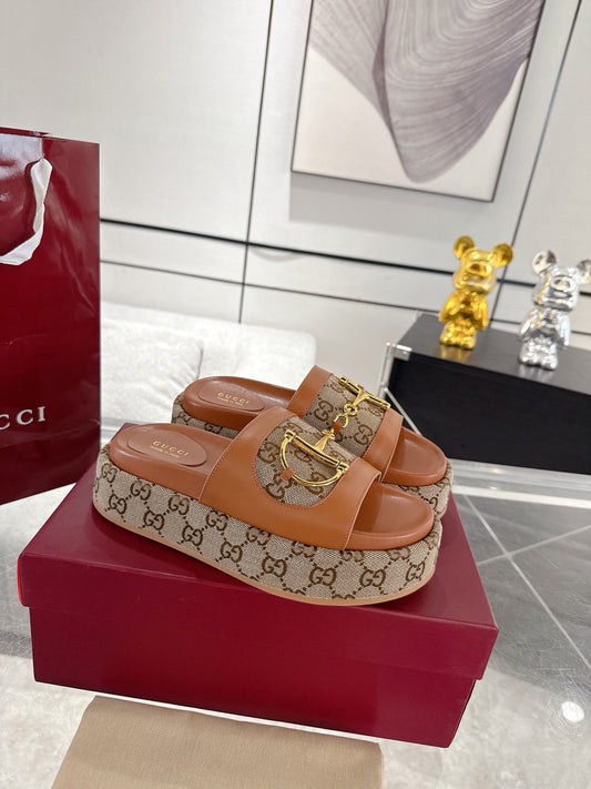 Gucc 25fw thick slippers