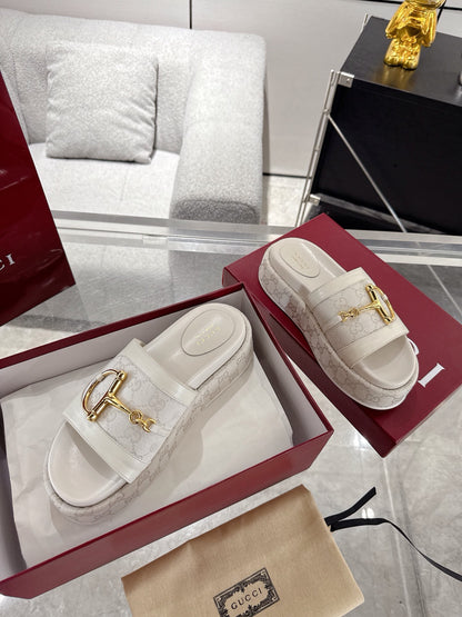Gucc 25fw thick slippers