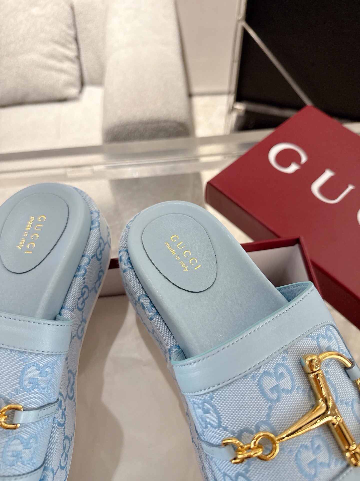 Gucc 25fw thick slippers