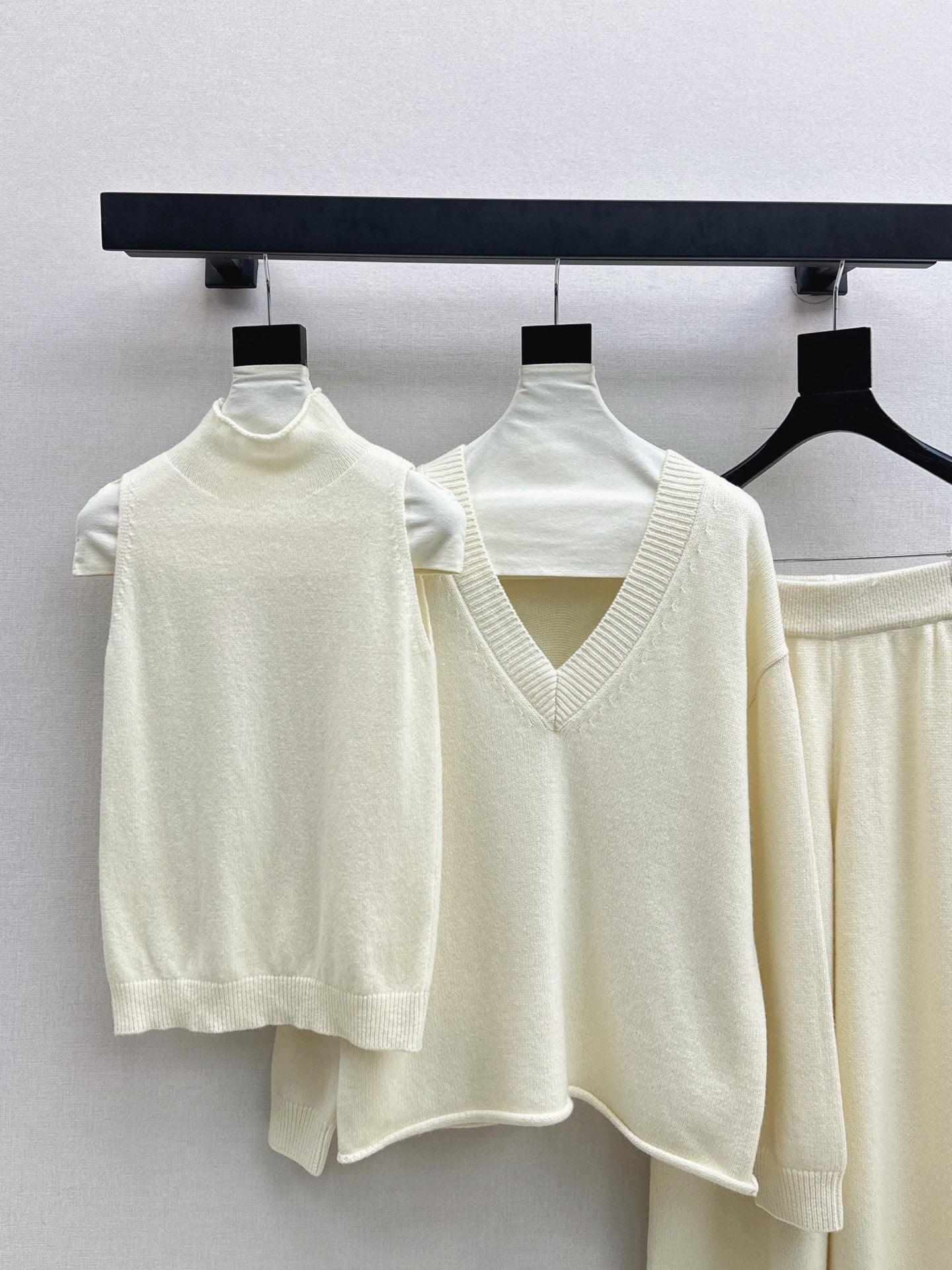 Brun 25fw knit suit sleeveless vest+sweater+pants set