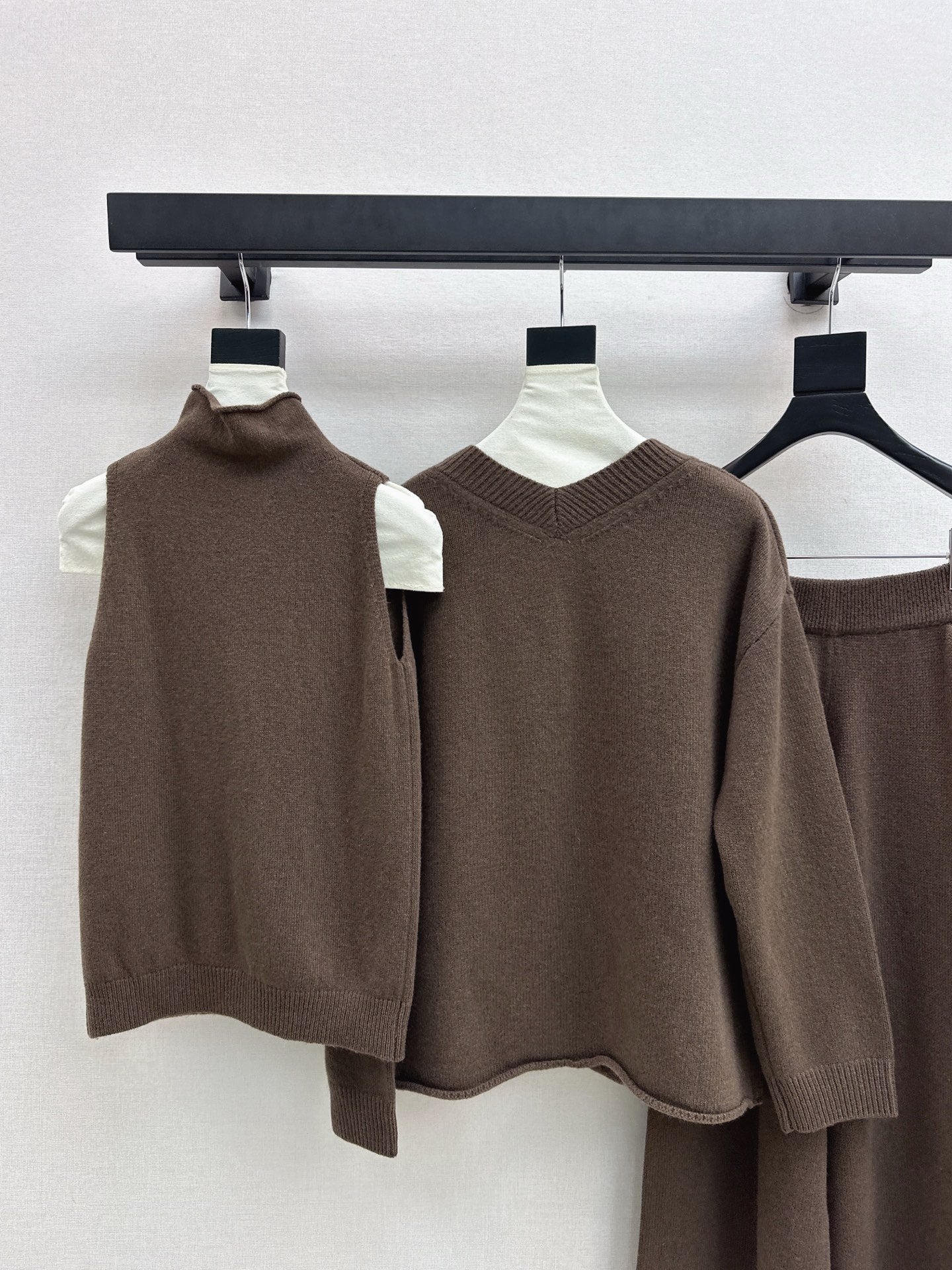 Brun 25fw knit suit sleeveless vest+sweater+pants set