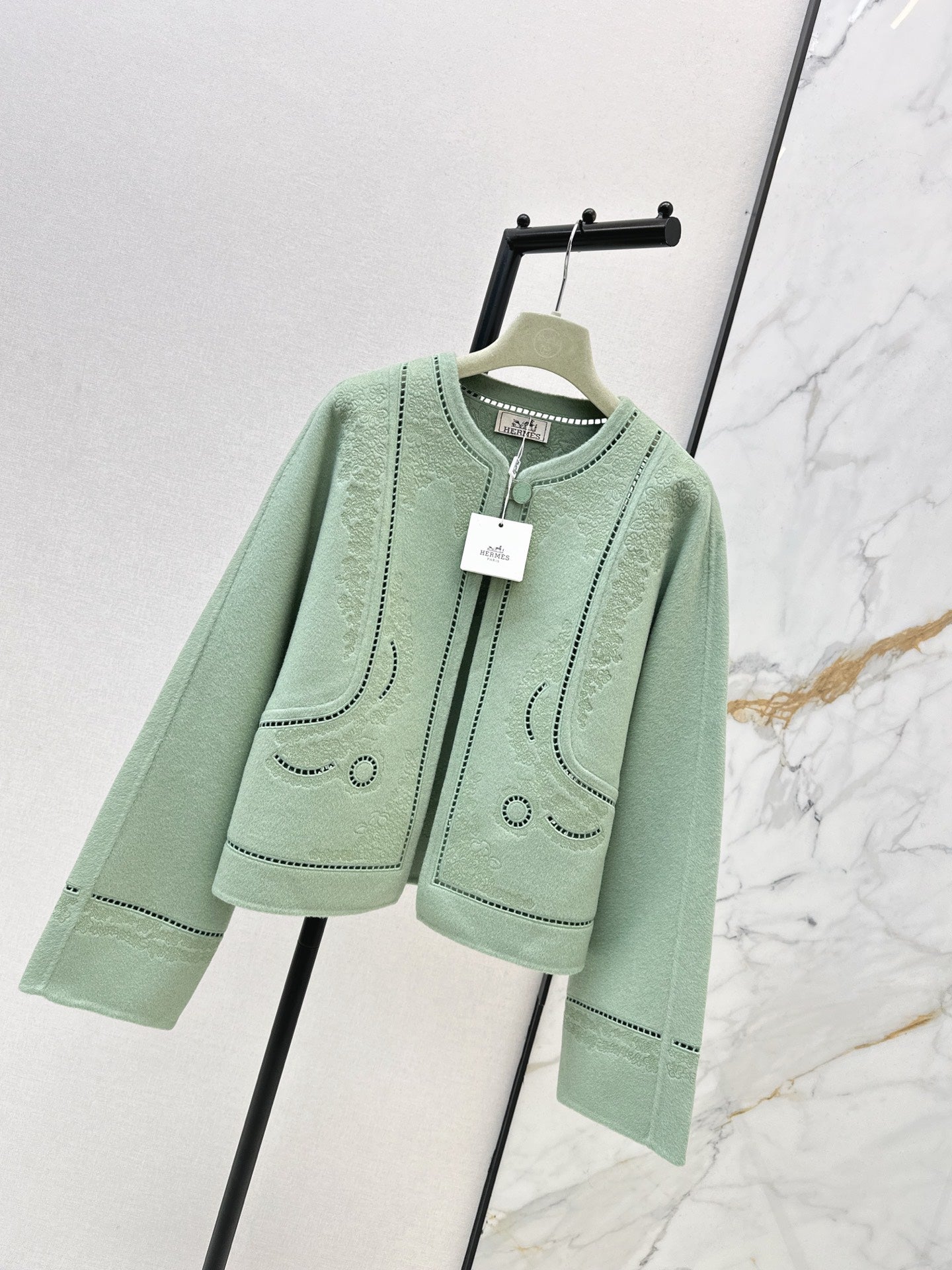 Herm 25fw embroidery jacket