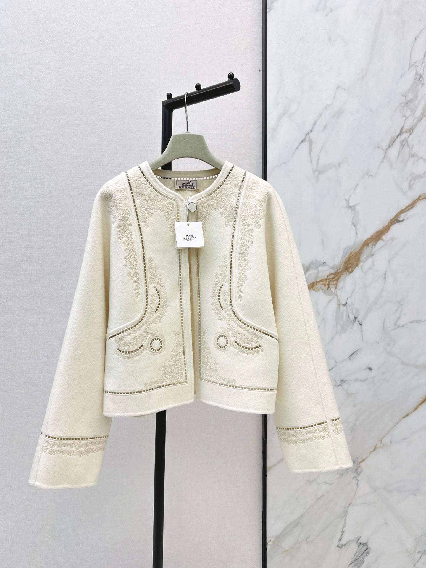 Herm 25fw embroidery jacket