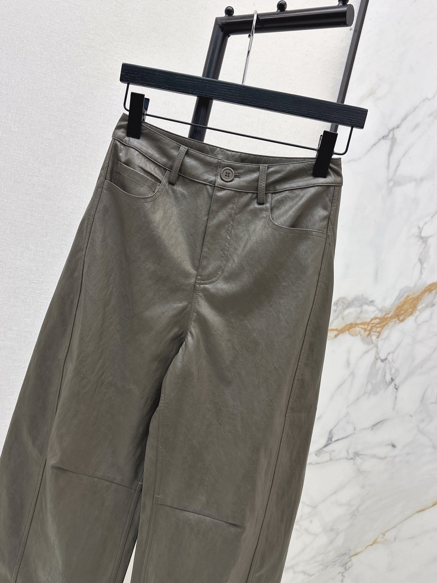 Row 25fw leather pants
