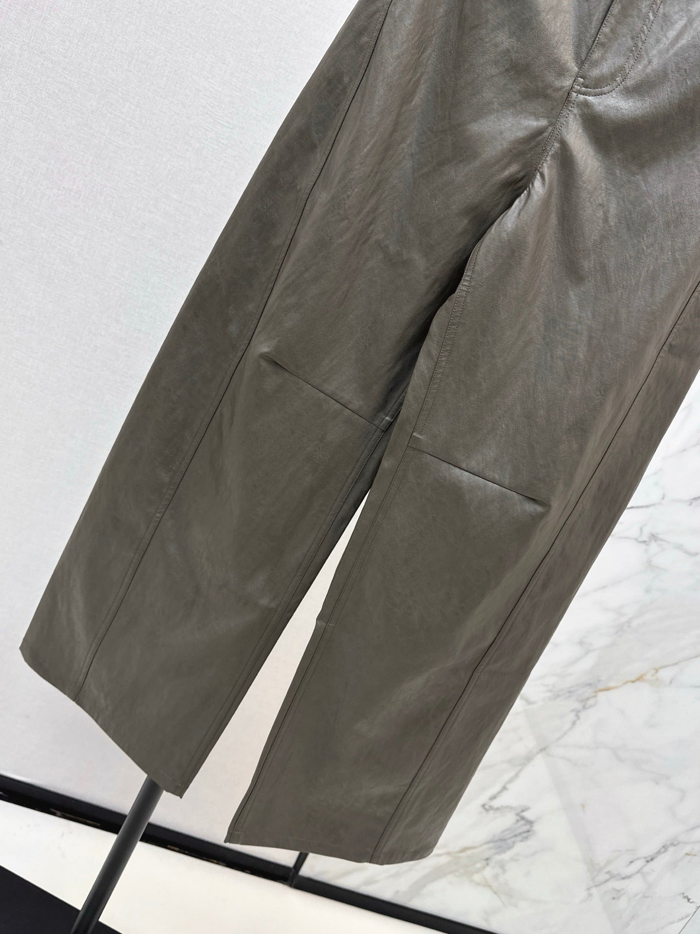 Row 25fw leather pants