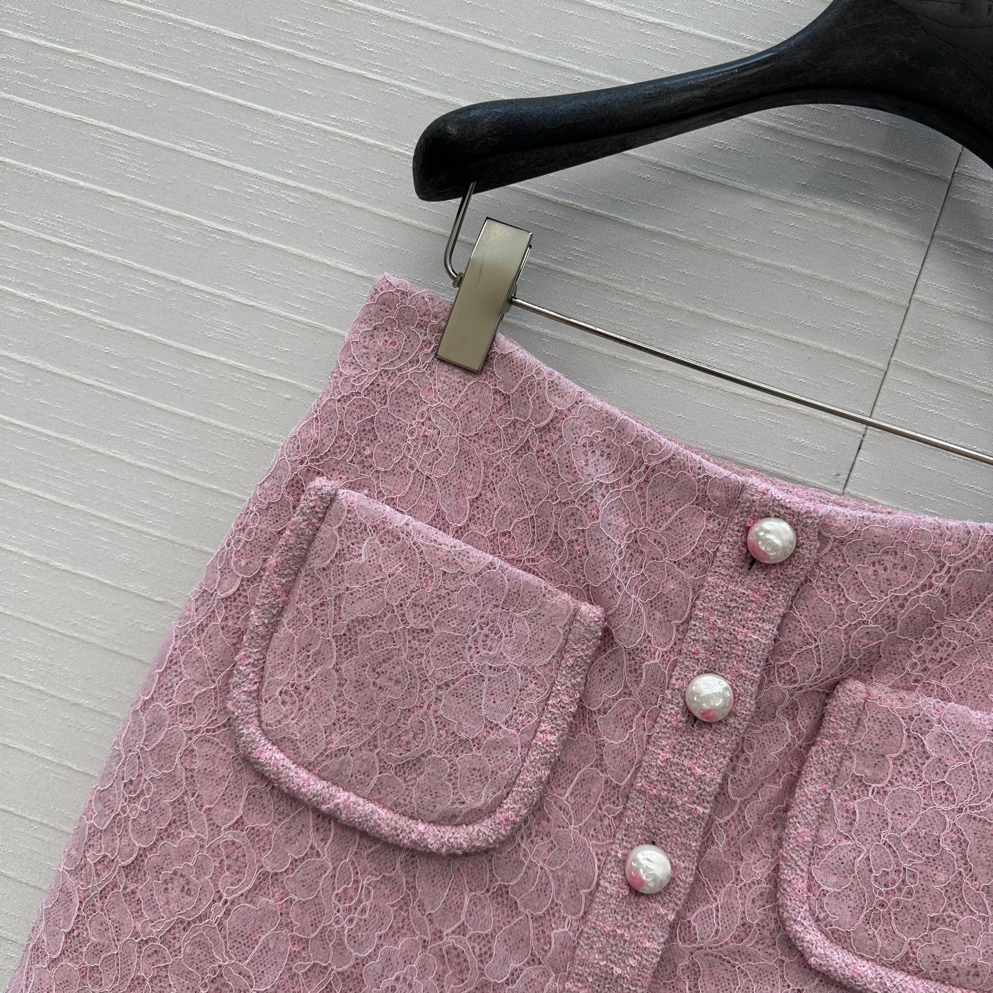 Chan 25fw lace skirt