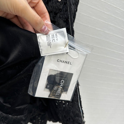 Chan 25fw embroidery fur jacket
